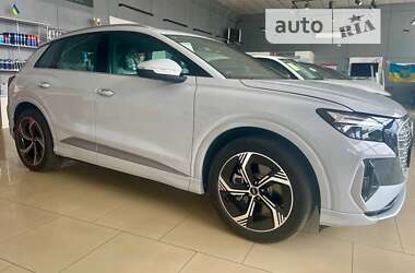 Внедорожник / Кроссовер Audi Q4 e-tron 2024 в Кропивницком