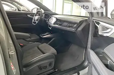 Audi Q4 e-tron 2024