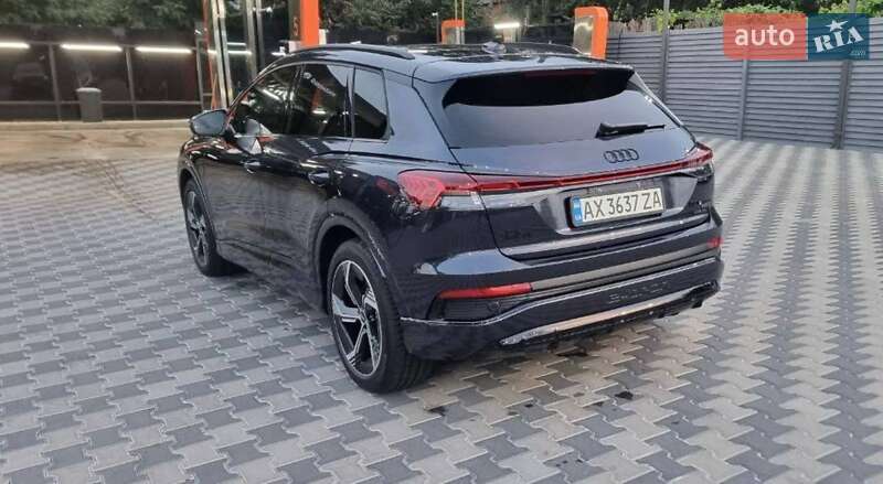Позашляховик / Кросовер Audi Q4 e-tron 2024 в Харкові
