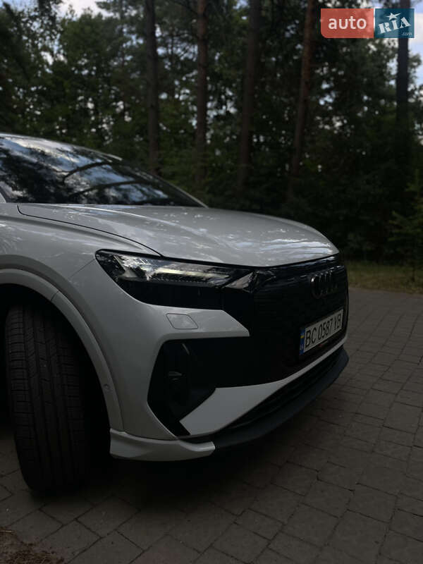 Позашляховик / Кросовер Audi Q4 e-tron 2023 в Львові