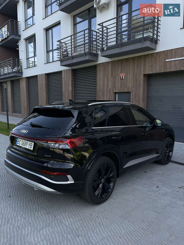 Внедорожник / Кроссовер Audi Q4 e-tron 2023 в Львове