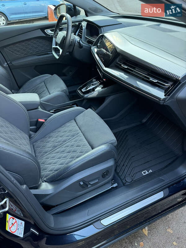 Позашляховик / Кросовер Audi Q4 e-tron 2023 в Києві