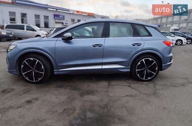 Внедорожник / Кроссовер Audi Q4 e-tron 2023 в Киеве