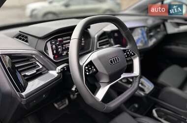 Внедорожник / Кроссовер Audi Q4 e-tron 2024 в Киеве