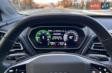 Внедорожник / Кроссовер Audi Q4 e-tron 2023 в 