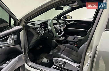 Внедорожник / Кроссовер Audi Q4 e-tron 2023 в 