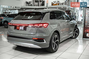 Внедорожник / Кроссовер Audi Q4 e-tron 2022 в 