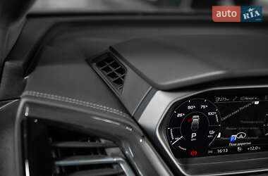 Внедорожник / Кроссовер Audi Q4 e-tron 2022 в 