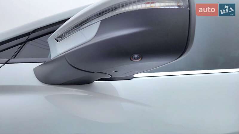 Внедорожник / Кроссовер Audi Q4 e-tron 2023 в Ивано-Франковске