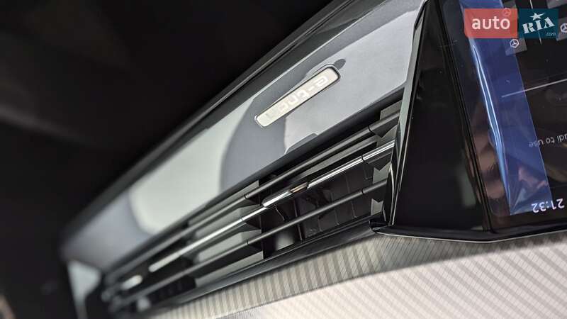 Позашляховик / Кросовер Audi Q4 e-tron 2025 в Києві