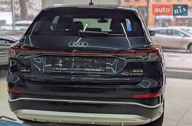 Внедорожник / Кроссовер Audi Q4 e-tron 2023 в 