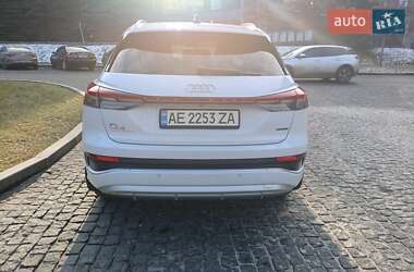 Внедорожник / Кроссовер Audi Q4 e-tron 2023 в 