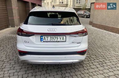Внедорожник / Кроссовер Audi Q4 e-tron 2023 в 