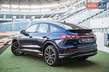 Внедорожник / Кроссовер Audi Q4 e-tron 2021 в 