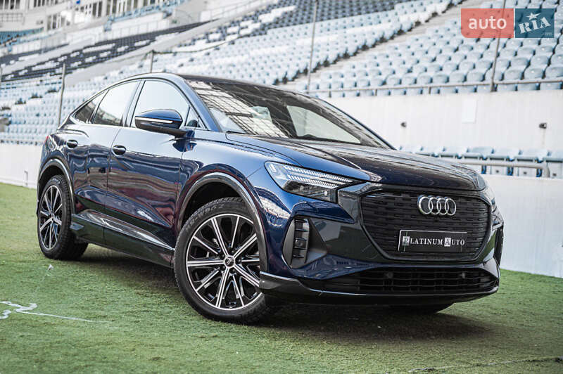 Внедорожник / Кроссовер Audi Q4 e-tron 2021 в Одессе