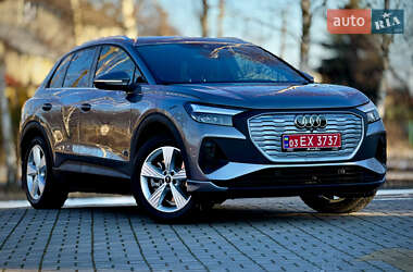 Внедорожник / Кроссовер Audi Q4 e-tron 2023 в 