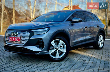 Внедорожник / Кроссовер Audi Q4 e-tron 2023 в 