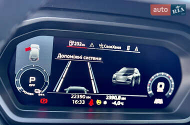 Внедорожник / Кроссовер Audi Q4 e-tron 2023 в 