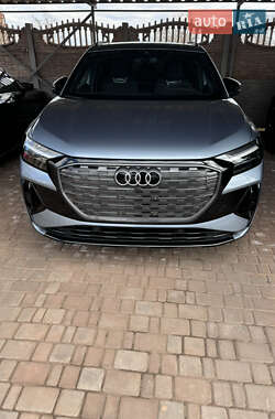 Внедорожник / Кроссовер Audi Q4 e-tron 2023 в 