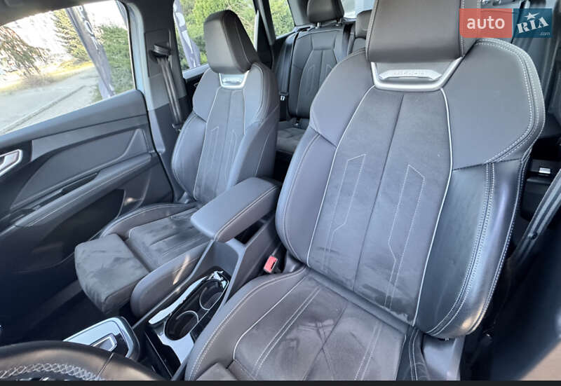 Внедорожник / Кроссовер Audi Q4 e-tron 2023 в Кривом Роге