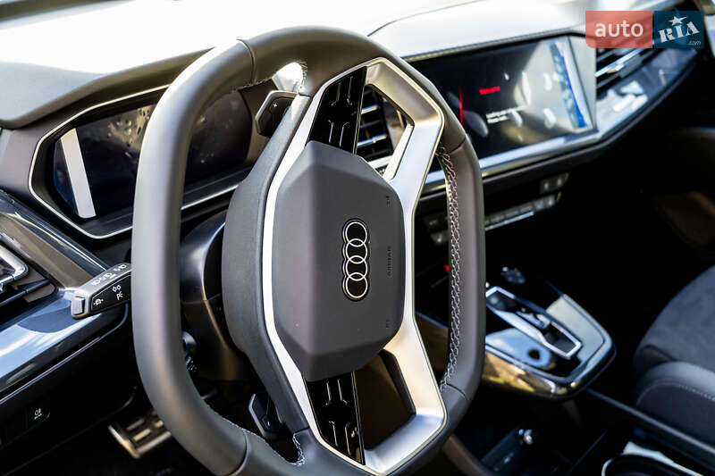 Внедорожник / Кроссовер Audi Q4 e-tron 2023 в Кривом Роге