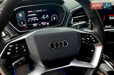 Внедорожник / Кроссовер Audi Q4 e-tron 2023 в 