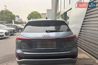 Внедорожник / Кроссовер Audi Q4 e-tron 2023 в 