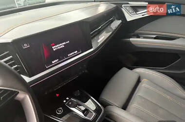 Внедорожник / Кроссовер Audi Q4 e-tron 2023 в 