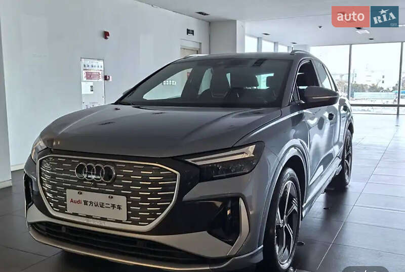 Audi Q4 e-tron 2023