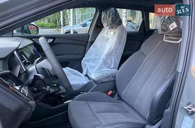 Внедорожник / Кроссовер Audi Q4 e-tron 2025 в 