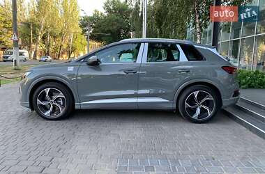 Внедорожник / Кроссовер Audi Q4 e-tron 2025 в 