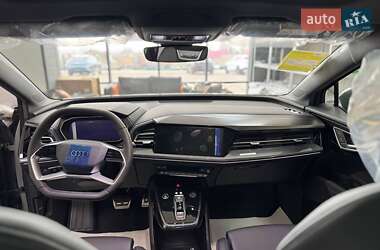 Внедорожник / Кроссовер Audi Q4 e-tron 2025 в 