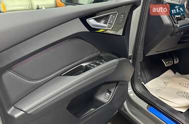 Внедорожник / Кроссовер Audi Q4 e-tron 2025 в 