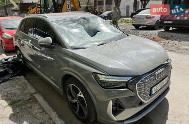 Внедорожник / Кроссовер Audi Q4 e-tron 2024 в Днепре