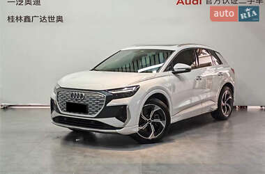 Внедорожник / Кроссовер Audi Q4 e-tron 2023 в Киеве