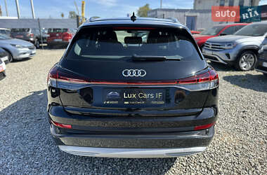 Внедорожник / Кроссовер Audi Q4 e-tron 2021 в 
