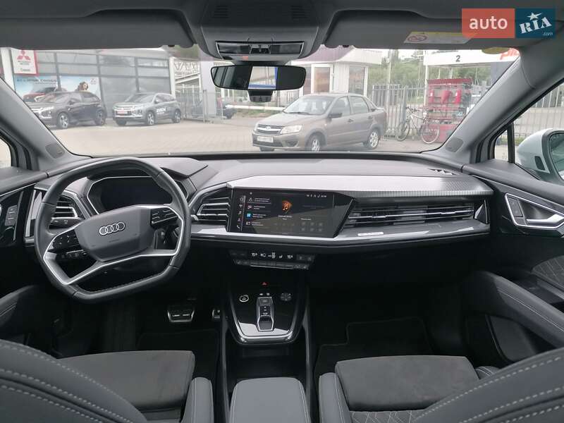 Позашляховик / Кросовер Audi Q4 e-tron 2023 в Мукачевому
