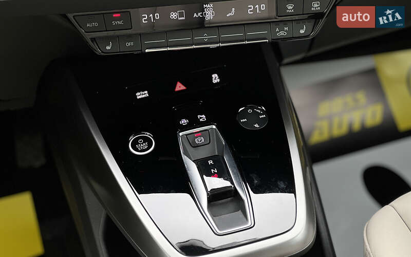 Позашляховик / Кросовер Audi Q4 e-tron 2023 в Львові