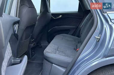 Внедорожник / Кроссовер Audi Q4 e-tron 2023 в 