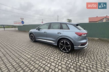 Внедорожник / Кроссовер Audi Q4 e-tron 2023 в 