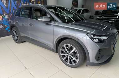 Внедорожник / Кроссовер Audi Q4 e-tron 2022 в 