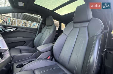 Внедорожник / Кроссовер Audi Q4 e-tron 2023 в 