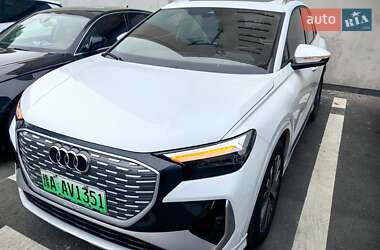 Внедорожник / Кроссовер Audi Q4 e-tron 2023 в Киеве