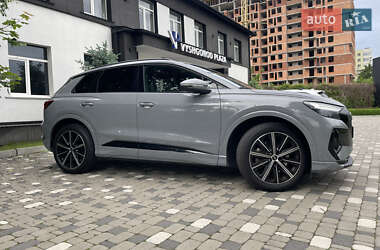 Позашляховик / Кросовер Audi Q4 e-tron 2022 в Києві