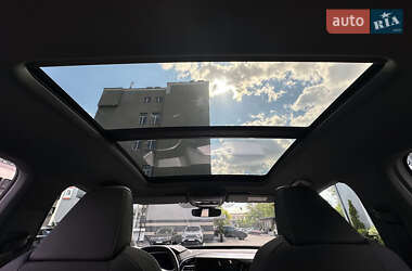 Внедорожник / Кроссовер Audi Q4 e-tron 2023 в 