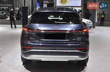 Внедорожник / Кроссовер Audi Q4 e-tron 2023 в 