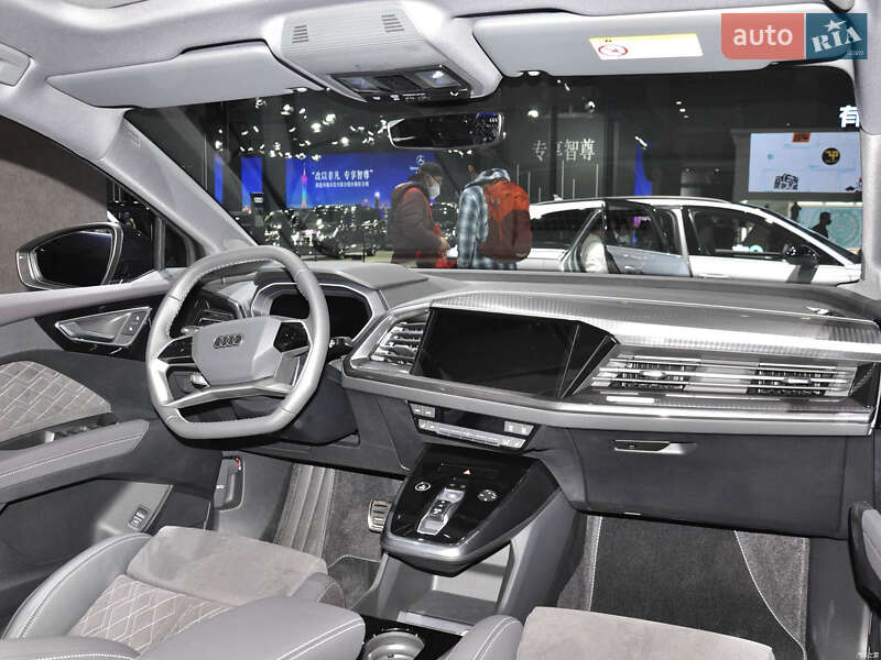 Внедорожник / Кроссовер Audi Q4 e-tron 2023 в Львове