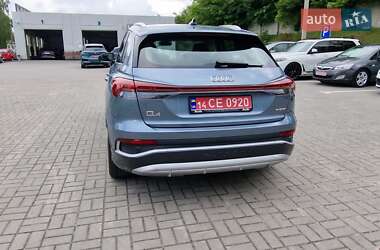 Позашляховик / Кросовер Audi Q4 e-tron 2023 в 