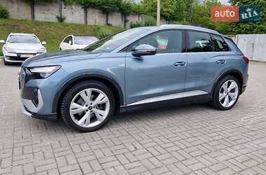 Позашляховик / Кросовер Audi Q4 e-tron 2023 в 
