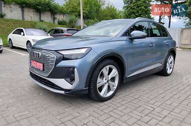 Позашляховик / Кросовер Audi Q4 e-tron 2023 в 